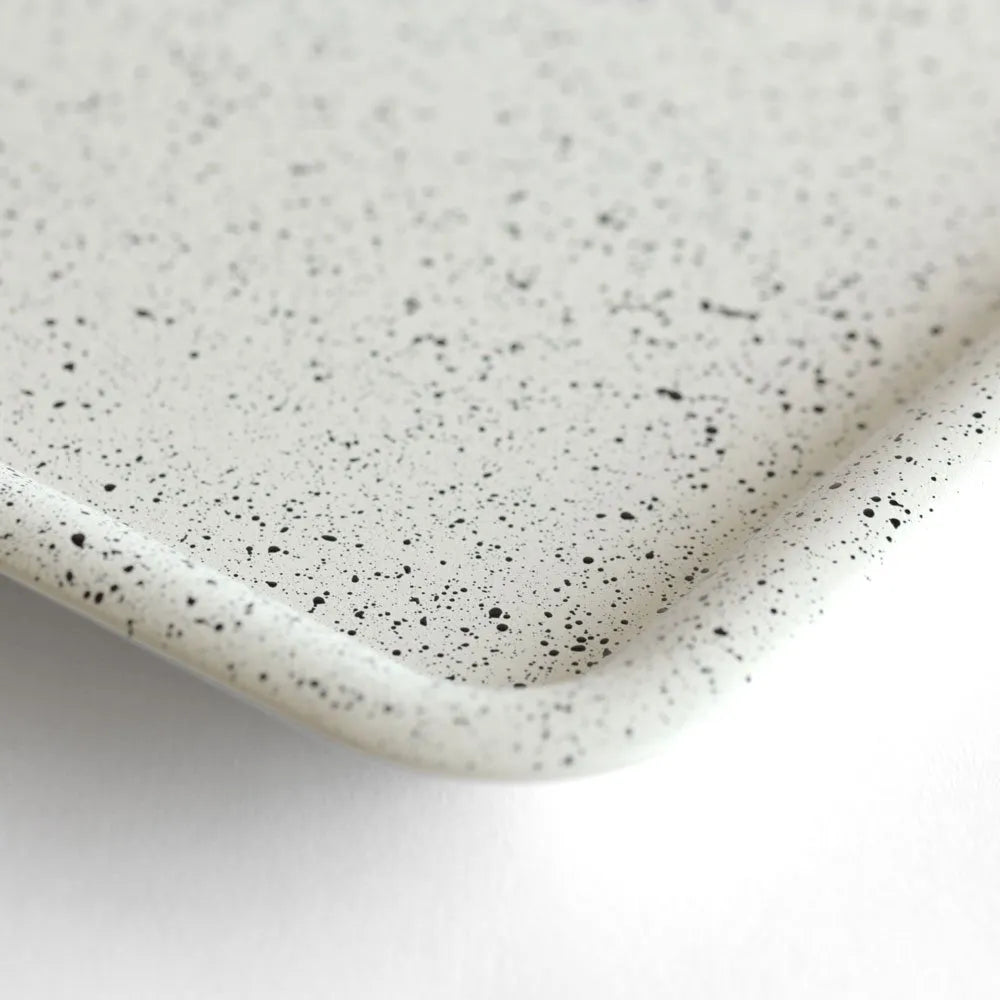 A4 Tray // Off White