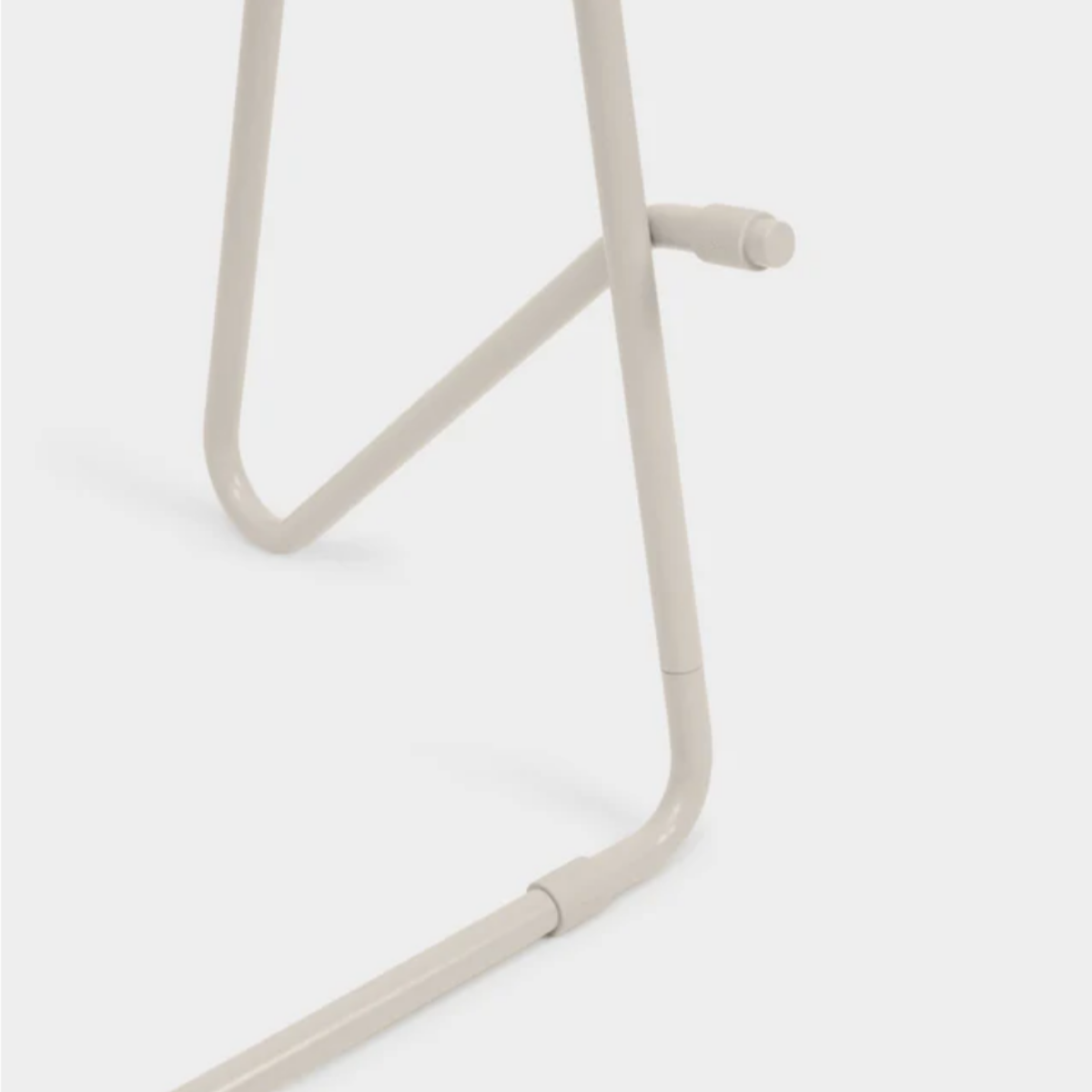 Bloom TV Stander // Alle Farver