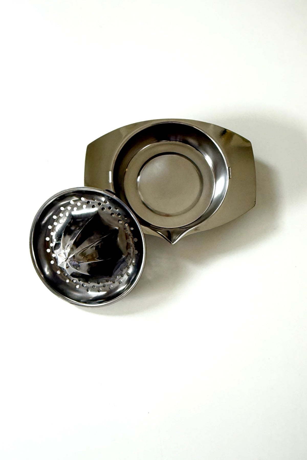 Stainless Steel Citrus Squeezer