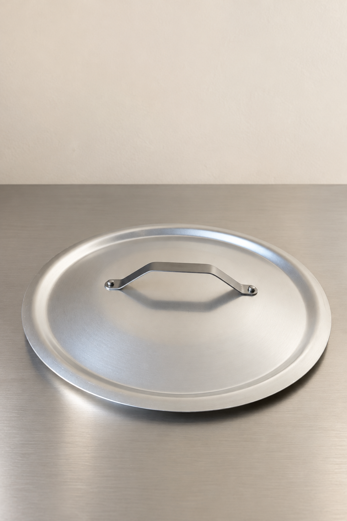 Låg i Aluminium