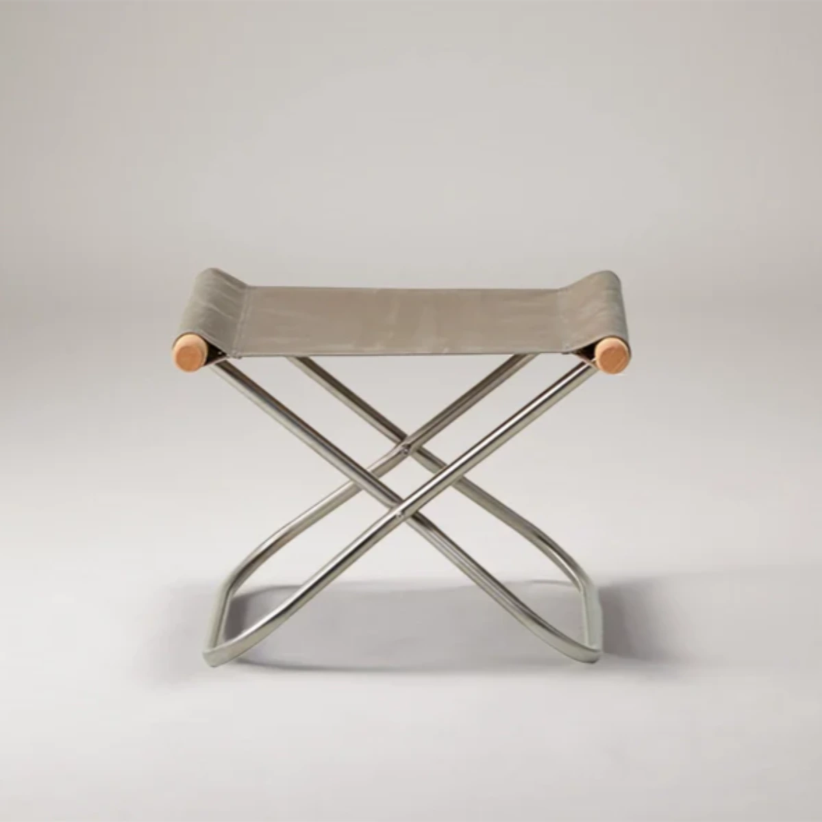 Nychair X Ottoman // Olieret Bøgetræ // Limited Edition // Alle Farver