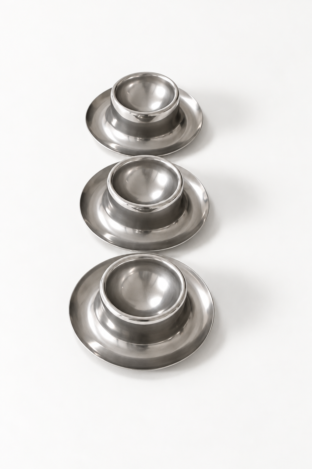 Round Egg Cup