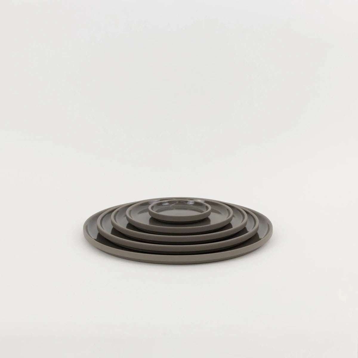 Hasami Porcelain - Dessert Plate | Dark Grey - Tableware - DANSKshop.com