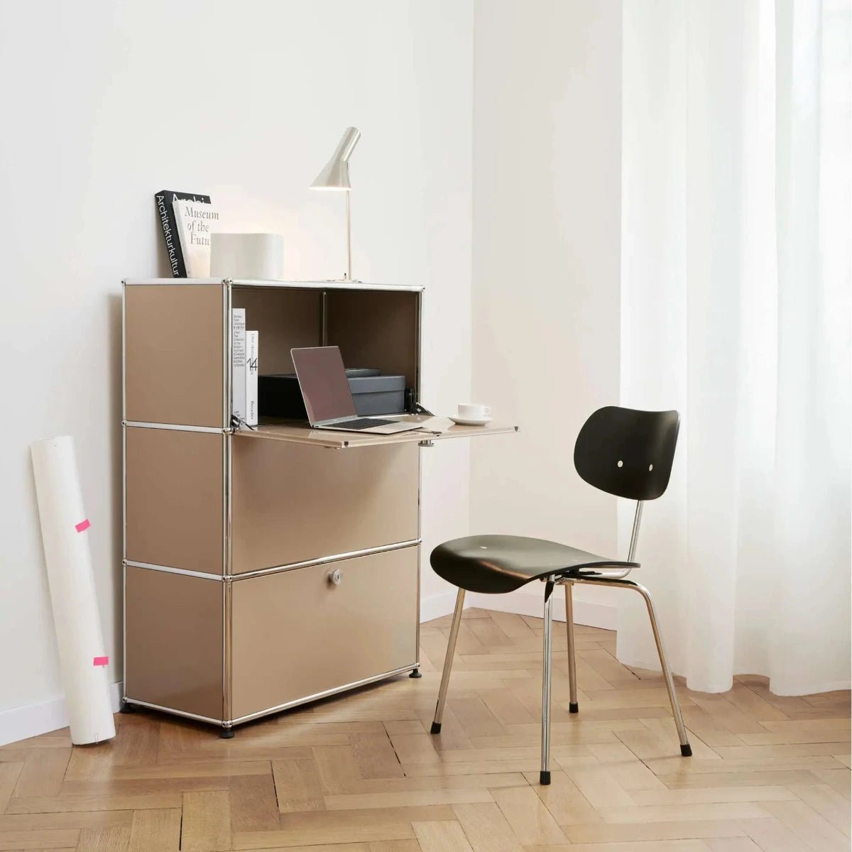Please Wait To Be Seated / Eiermann - Eiermann SE 68 Dining Chair | Black - Chair - DANSKshop.com