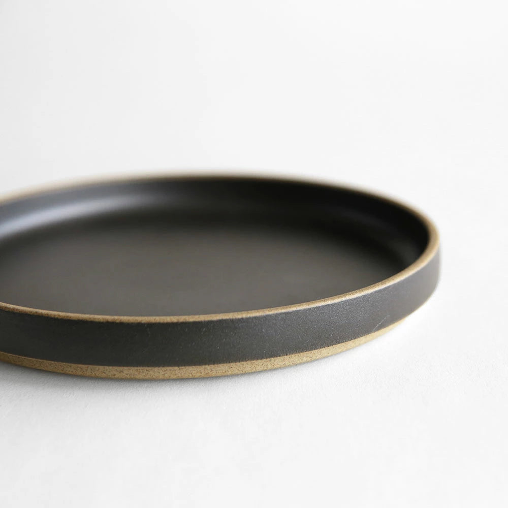 Plate | Black