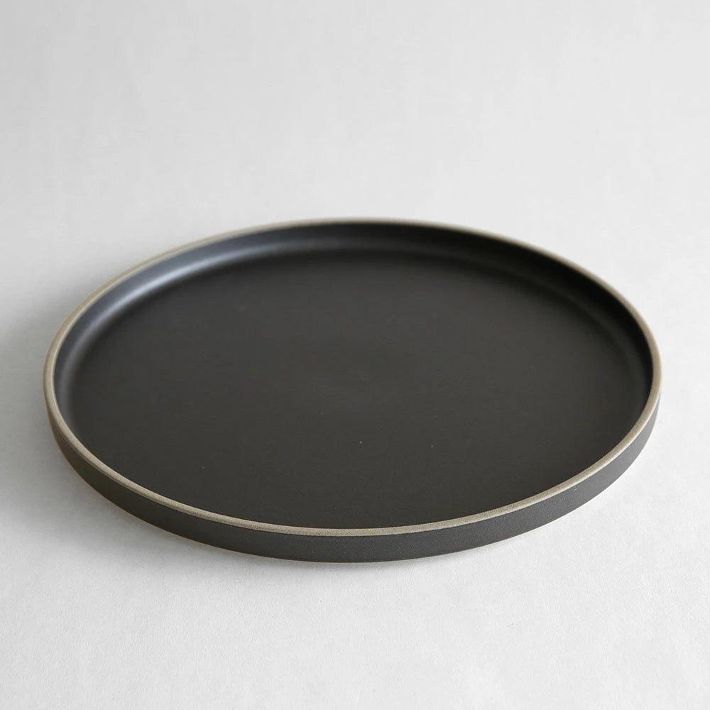 Plate | Black
