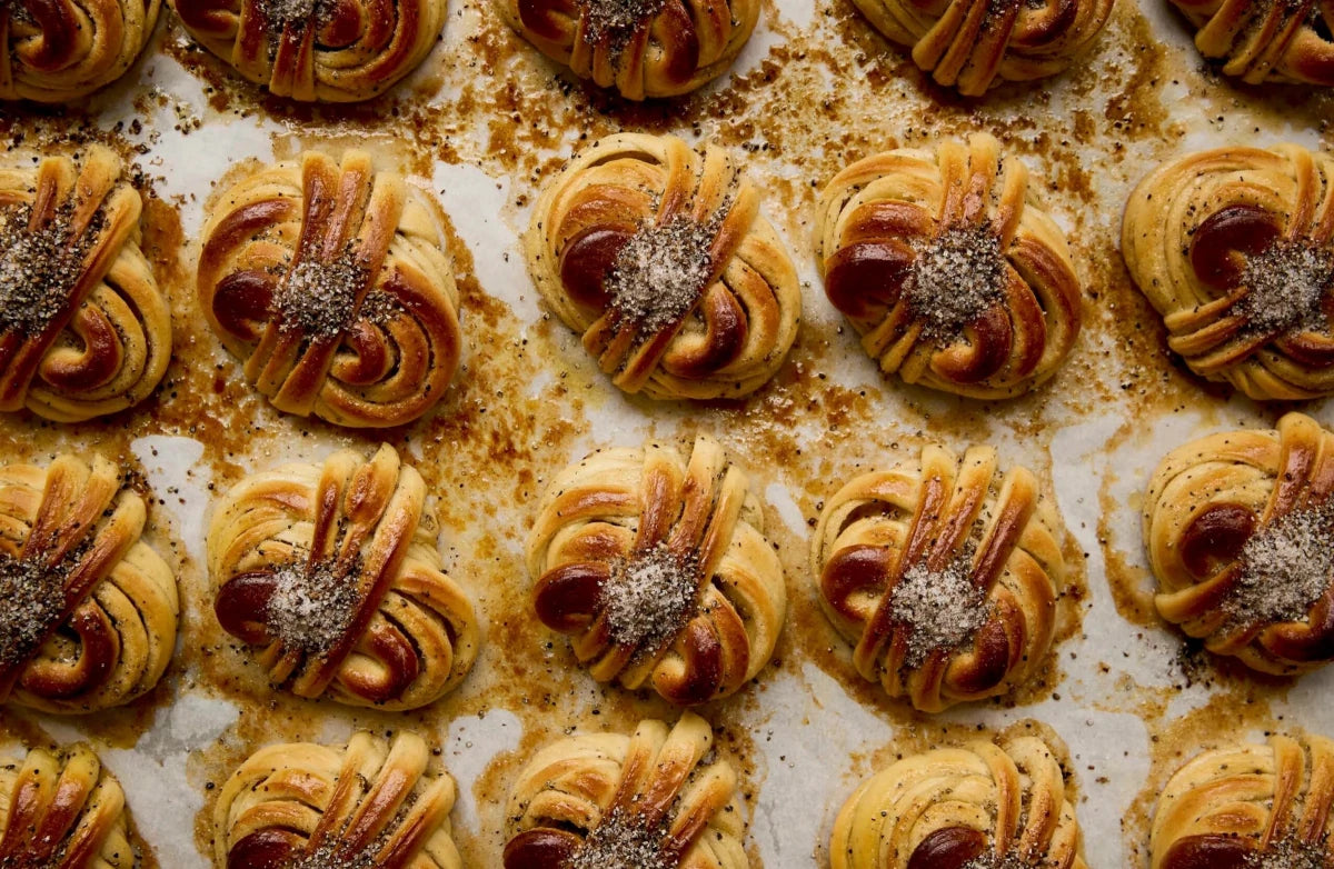 New Mags - Juno the Bakery - Books - DANSKshop.com