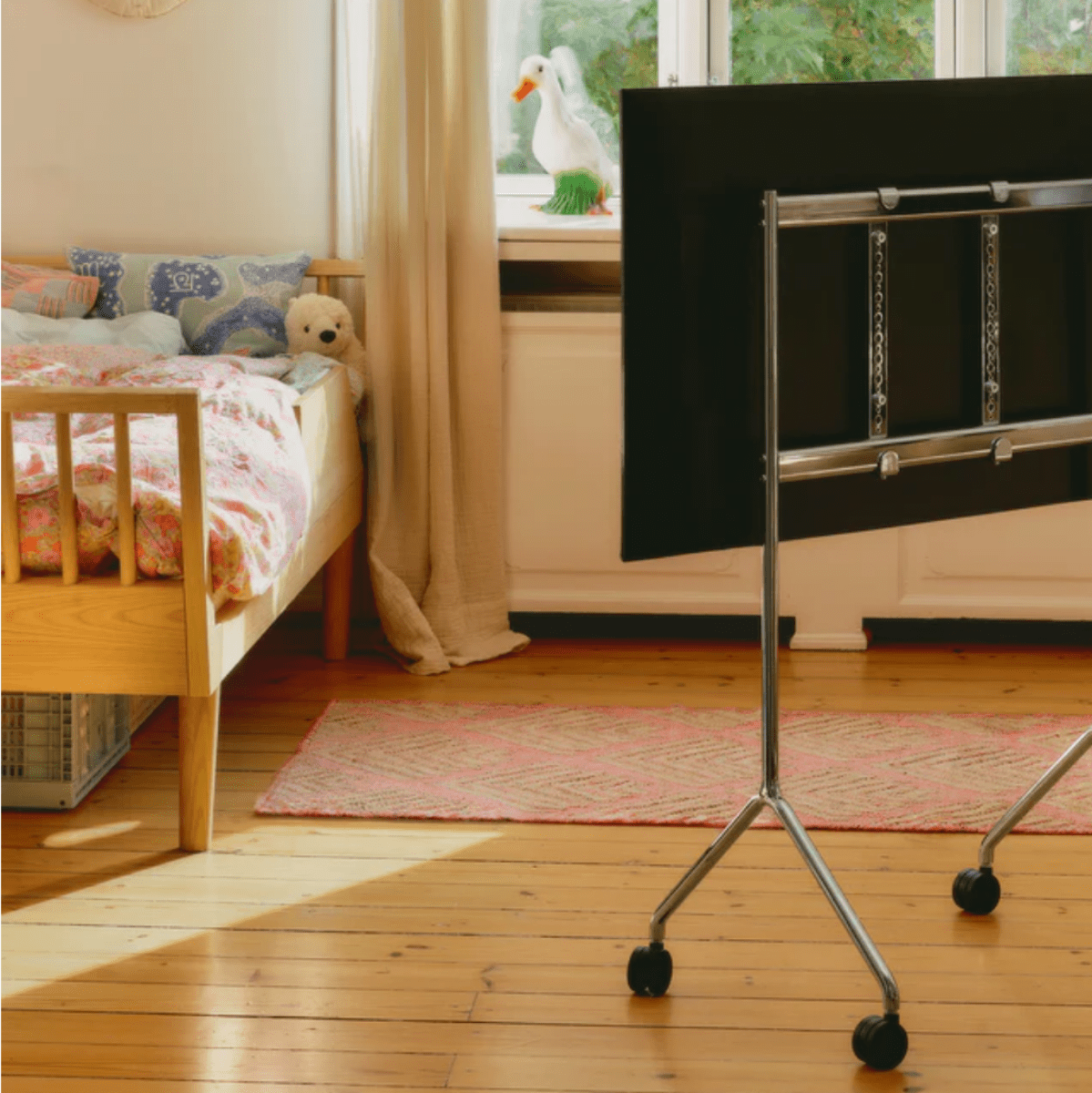 Pedestal - Moon Light TV Stand | Chrome - Tv Stand - DANSKshop.com