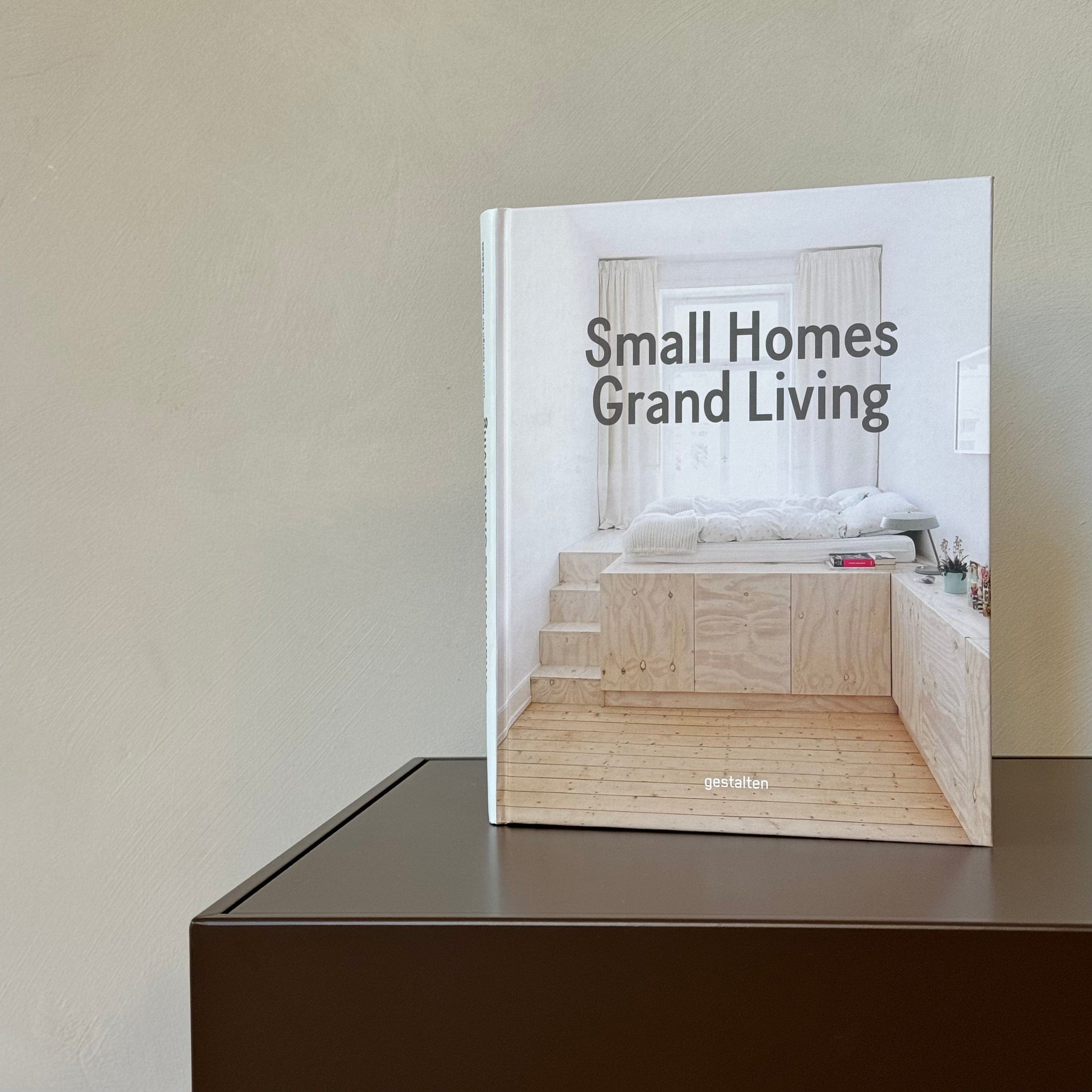 New Mags - Small Homes, Grand Living - Books - DANSKmadeforrooms