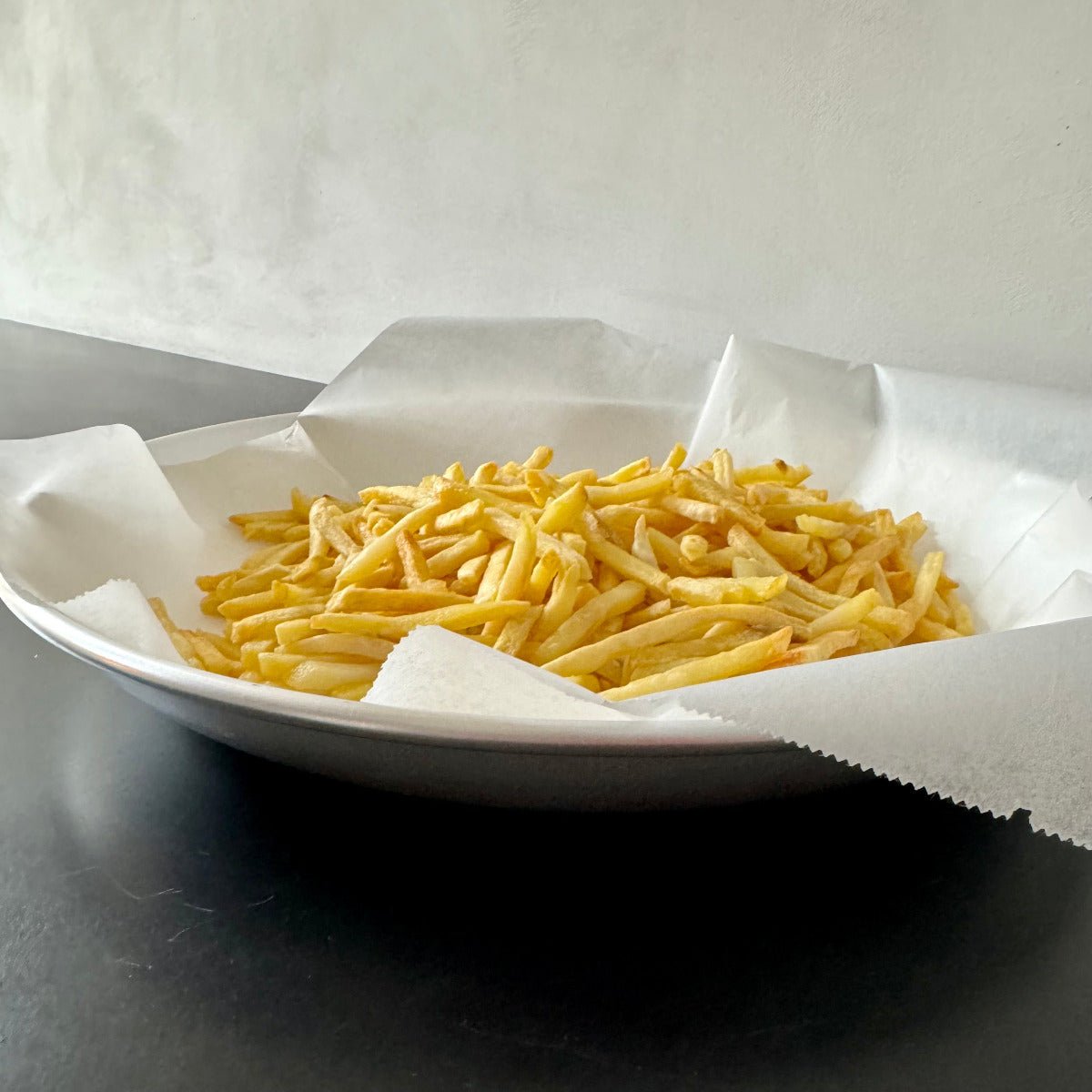 Kitchen Objects - Round Aluminium Tray - Kitchenware - DANSKmadeforrooms
