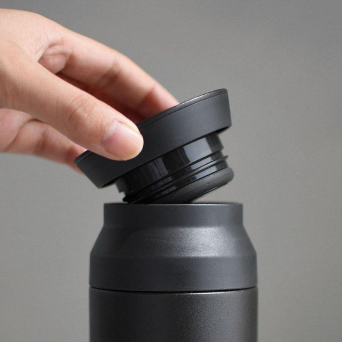 Kinto - Travel Tumbler // Black - Kitchenware - DANSKmadeforrooms